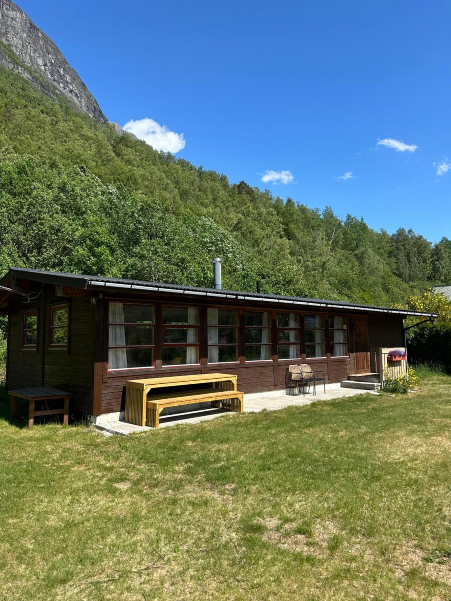 Vollsnes Feriehus Villa Hjelle Buitenkant foto